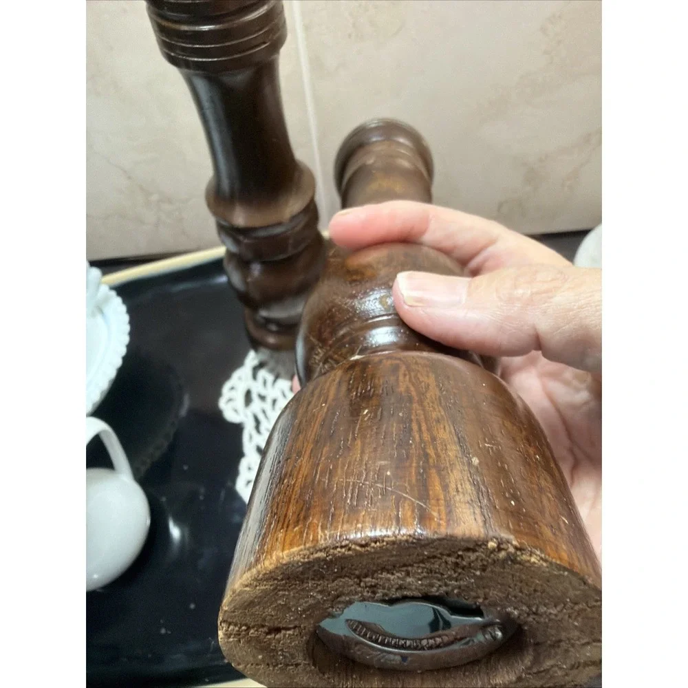 Vintage Wood Salt & Pepper Set Grinder Mill Shaker Taiwan MCM 11 Inches